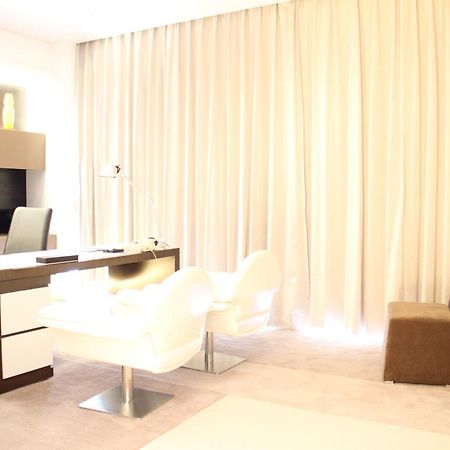 Wyndham Garden Yuhuan Downtown 호텔 타이저우 외부 사진