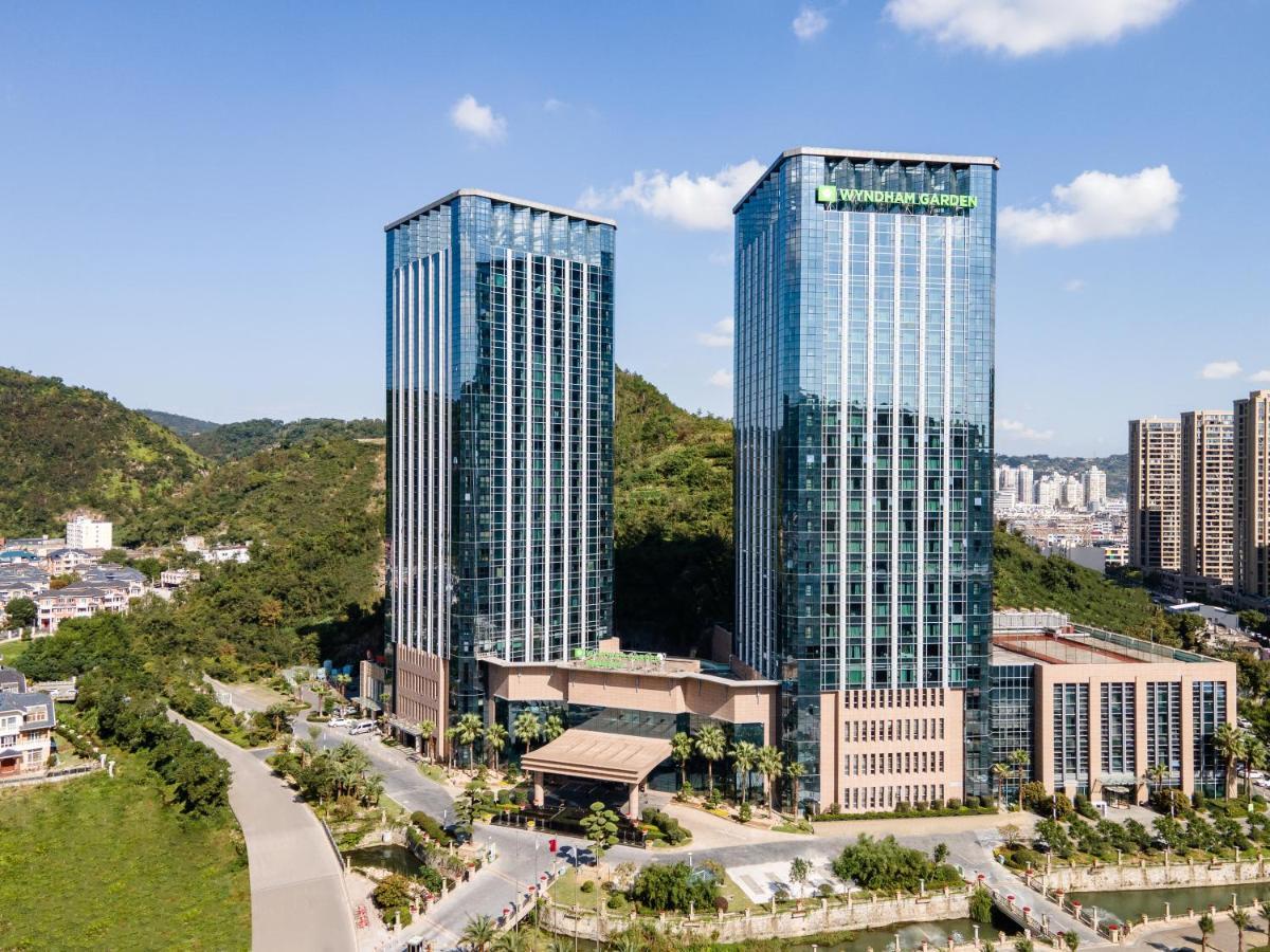 Wyndham Garden Yuhuan Downtown 호텔 타이저우 외부 사진