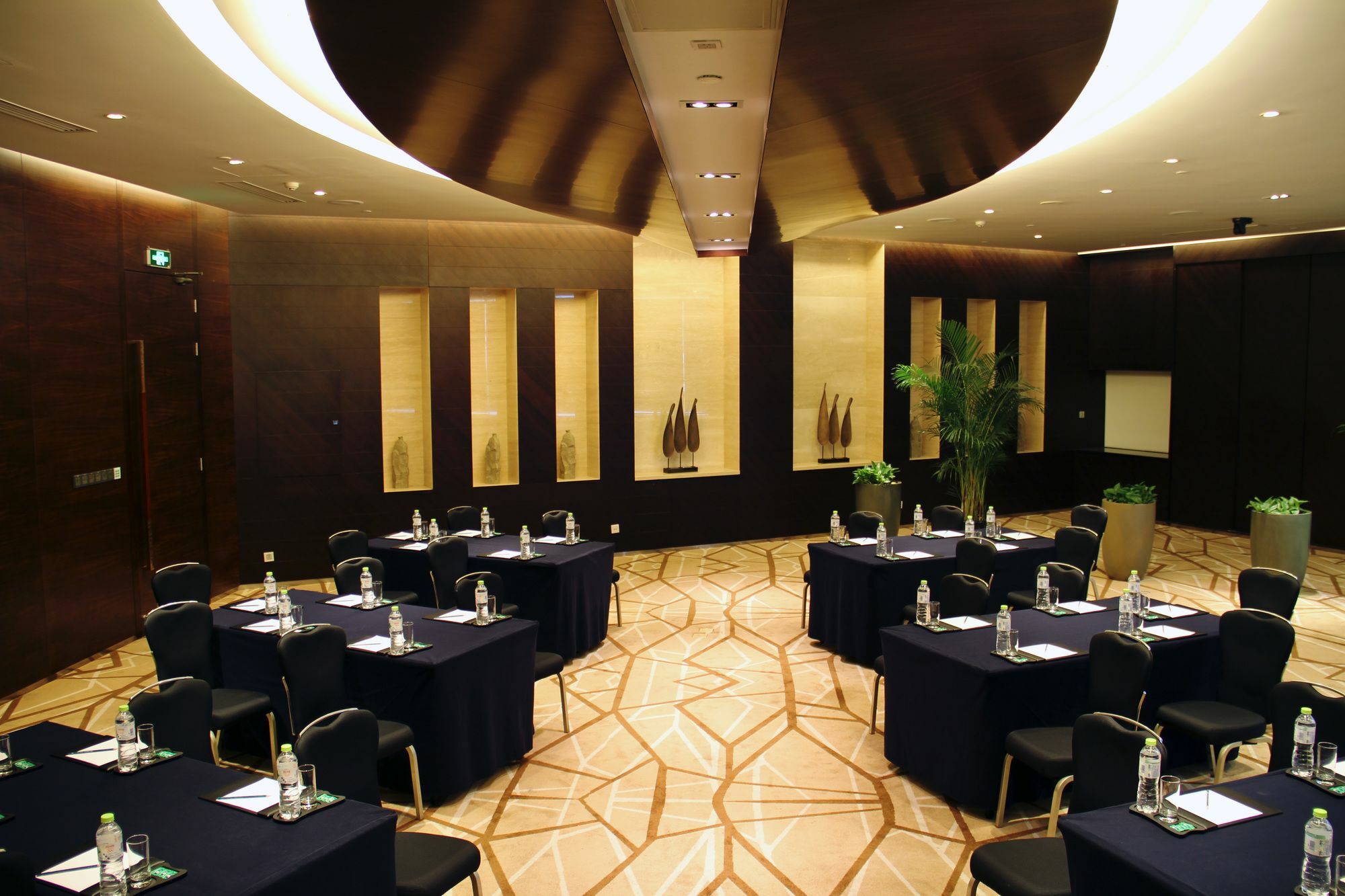 Wyndham Garden Yuhuan Downtown 호텔 타이저우 외부 사진